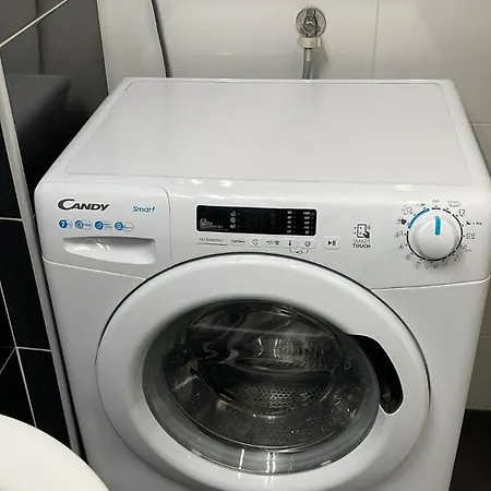 New Luminious Apartment-free Private Parking Skopje
