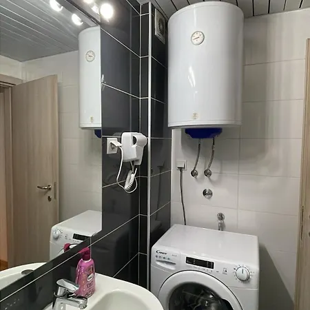 New Luminious Apartment-free Private Parking Skopje
