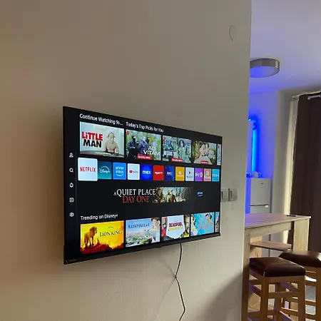 New Luminious Apartment-free Private Parking Skopje
