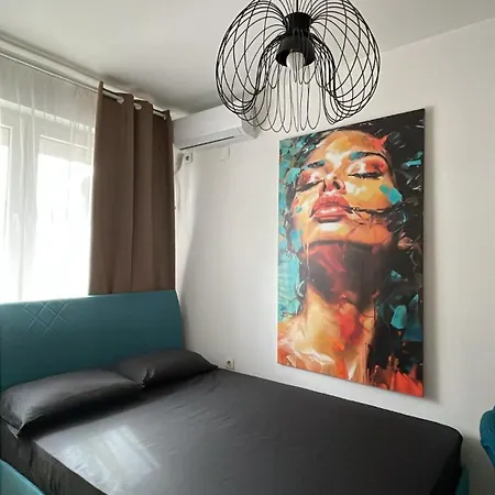 Apartment New Luminious Apartment-free Private Parking *